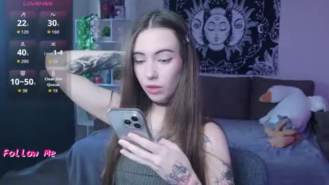 Nikki online show from October 14, 2025, 4:35 am