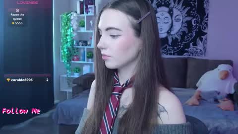 Nikki online show from October 22, 2025, 4:13 am