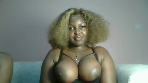 Snapshot of naughti_garlie chatting on May 31, 2026, 6:09 pm naughti_garlie online show from May 31, 2026, 6:09 pm