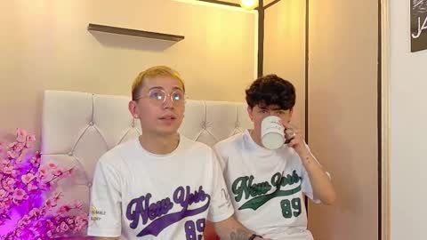 Christopher  Chris online show from October 29, 2025, 12:51 pm