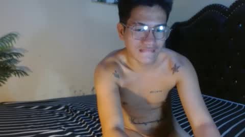 Snapshot of naughty_angelo chatting on May 6, 2026, 6:19 am naughty_angelo online show from May 6, 2026, 6:19 am