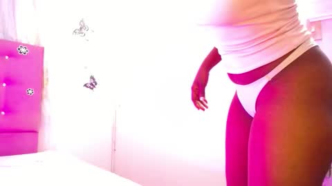  L I S S  online show from October 10, 2025, 3:05 am