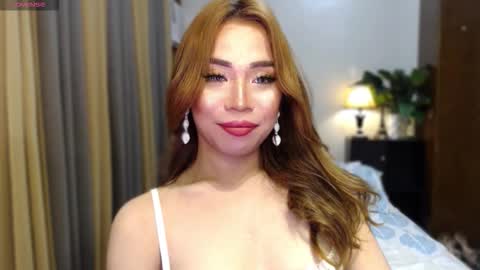 Snapshot of naughty_dreamerxxx chatting on September 18, 2025, 8:44 pm Queen Jess online show from September 18, 2025, 8:44 pm