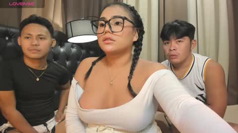 Snapshot of naughty_hung_francis chatting on October 6, 2025, 4:26 pm francisxxx online show from October 6, 2025, 4:26 pm