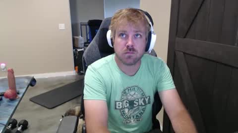 Snapshot of naughty_kinky1 chatting on May 27, 2026, 3:20 pm Naughty kinky1 online show from May 27, 2026, 3:20 pm