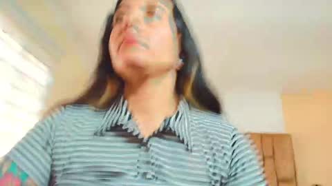 Kitten online show from December 3, 2025, 3:54 pm