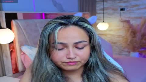 Snapshot of naughty_lilaa chatting on October 27, 2025, 8:57 pm LILA online show from October 27, 2025, 8:57 pm