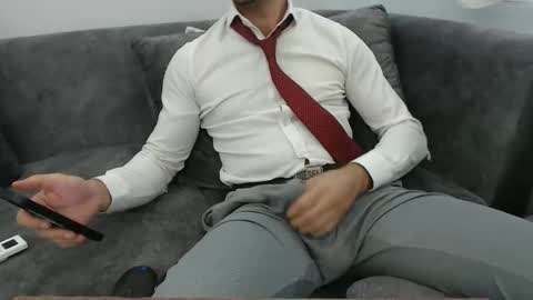 naughty pervert masterboy online show from September 24, 2025, 2:31 pm