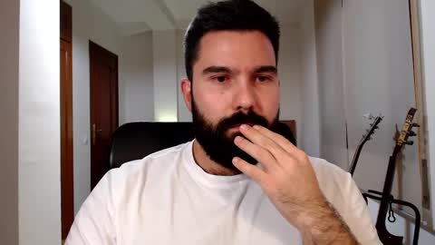 Tom online show from November 1, 2025, 5:15 pm