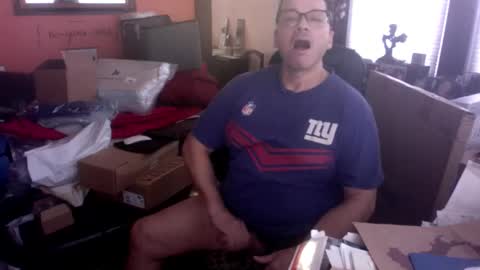 Snapshot of naughtybone chatting on May 11, 2026, 1:17 pm naughtybone online show from May 11, 2026, 1:17 pm