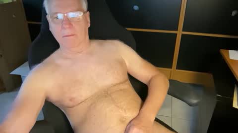 naughtydaddyla online show from March 24, 2026, 12:59 am