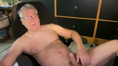 naughtydaddyla online show from July 23, 2026, 4:16 pm