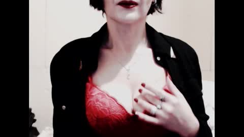 Snapshot of naughtyjenniferxx chatting on March 28, 2026, 1:05 am Jenny online show from March 28, 2026, 1:05 am