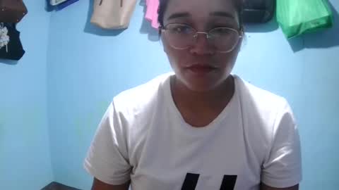 naughtykate69495126 online show from April 21, 2026, 8:09 am