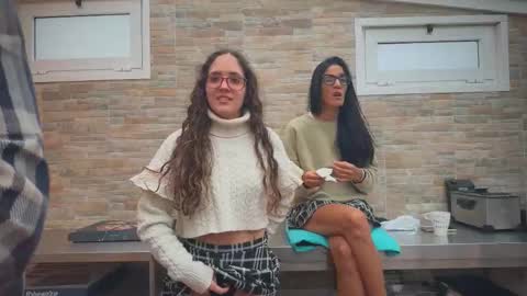 ANDREA STEPH  MIKE online show from September 29, 2025, 8:30 am