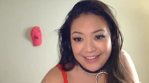 Snapshot of naughtymisslux chatting on December 25, 2024, 5:26 am naughtymisslux online show from December 25, 2024, 5:26 am