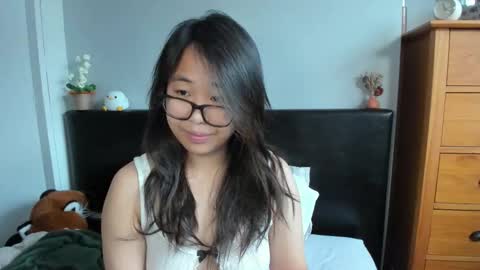 Gigi Chu  online show from February 26, 2026, 11:20 am