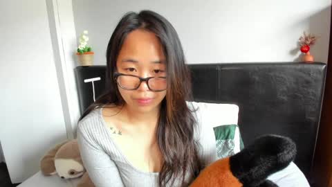 Snapshot of naughtynerdygirl chatting on April 26, 2026, 9:29 am Gigi Chu online show from April 26, 2026, 9:29 am
