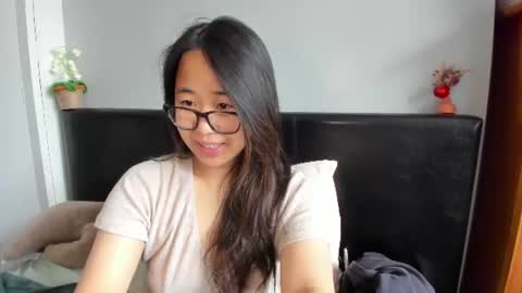 Snapshot of naughtynerdygirl chatting on June 10, 2026, 12:04 pm Gigi Chu online show from June 10, 2026, 12:04 pm