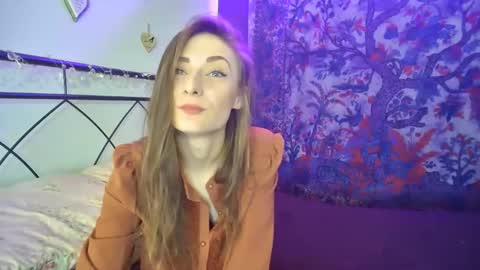 naughtynymph01 online show from December 17, 2024, 9:27 pm