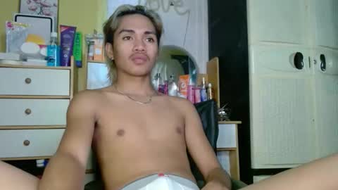 Snapshot of naughtyperfectasian4u chatting on April 3, 2026, 8:29 pm naughtyperfectasian4u online show from April 3, 2026, 8:29 pm