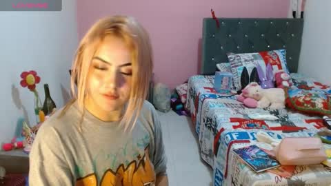 naughtyplayass online show from December 14, 2024, 7:18 am