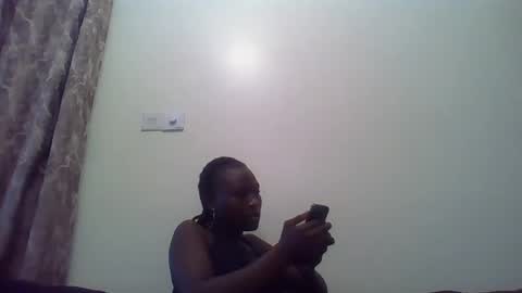 Snapshot of naughtyqueen12 chatting on January 29, 2025, 6:33 am naughtyqueen12 online show from January 29, 2025, 6:33 am