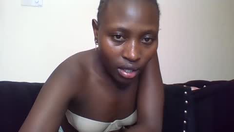 Snapshot of naughtyqueen12 chatting on February 16, 2025, 3:27 pm naughtyqueen12 online show from February 16, 2025, 3:27 pm