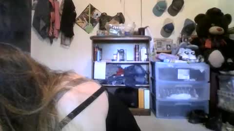 naughtyred23 online show from November 7, 2025, 2:28 pm