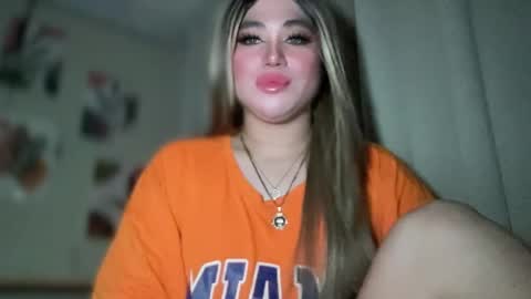 Rose Wilson online show from March 1, 2025, 11:06 am