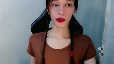 Celine online show from September 26, 2025, 5:11 am