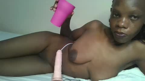 naughty online show from November 11, 2025, 8:14 am