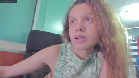 Arantxa online show from February 3, 2025, 9:50 pm