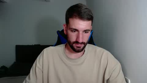 Snapshot of naugthy18boy chatting on December 10, 2024, 7:32 pm Nico online show from December 10, 2024, 7:32 pm