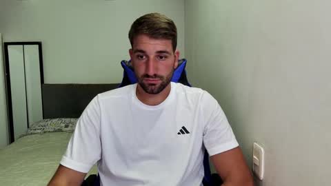 Snapshot of naugthy18boy chatting on February 19, 2026, 7:43 pm Nico online show from February 19, 2026, 7:43 pm