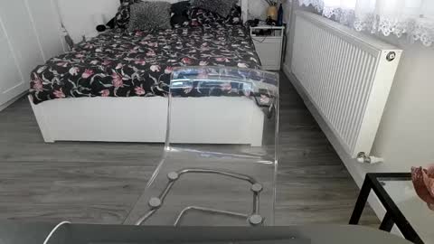 KimBeee online show from January 24, 2025, 9:49 am