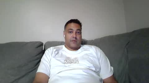Snapshot of navgill09 chatting on November 10, 2025, 5:50 am navgill09 online show from November 10, 2025, 5:50 am