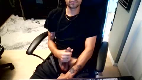 Snapshot of navonimoo chatting on February 26, 2026, 4:44 am navonimoo online show from February 26, 2026, 4:44 am