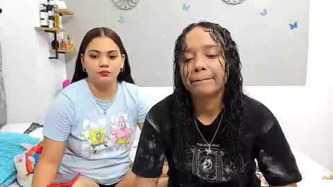 nay_and_aleja online show from October 14, 2025, 3:18 am