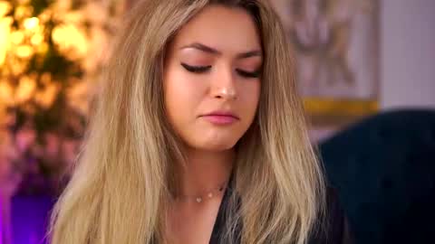 Snapshot of nayaquinn chatting on February 4, 2026, 7:09 pm Naya online show from February 4, 2026, 7:09 pm