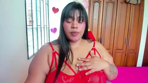 nayara_hinny online show from February 23, 2026, 5:32 pm