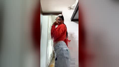 Snapshot of nayarad chatting on May 21, 2026, 2:46 pm NayaraD online show from May 21, 2026, 2:46 pm