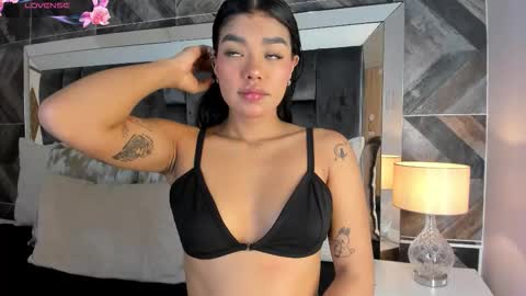Snapshot of naylagrey chatting on March 14, 2026, 11:15 am online show from March 14, 2026, 11:15 am