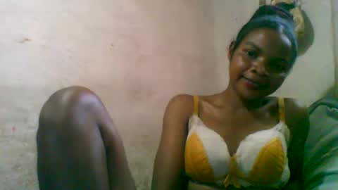 Snapshot of naylah313 chatting on February 23, 2026, 12:46 pm Nayla online show from February 23, 2026, 12:46 pm