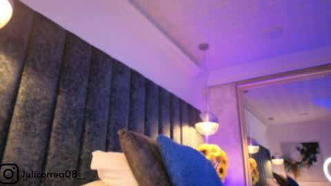 Snapshot of naylapot_ chatting on April 1, 2026, 1:41 pm Juli online show from April 1, 2026, 1:41 pm