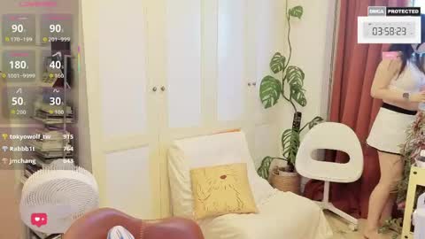 Snapshot of nayomi_wife34f chatting on May 11, 2026, 7:58 am nayomi_wife34f online show from May 11, 2026, 7:58 am