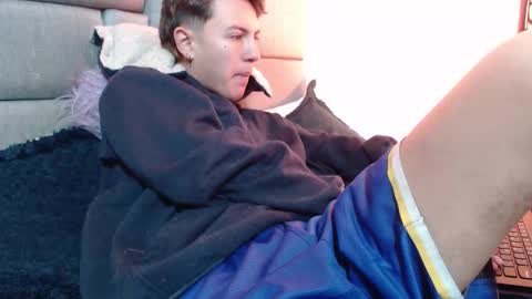 Im Nayton online show from January 7, 2026, 11:45 am