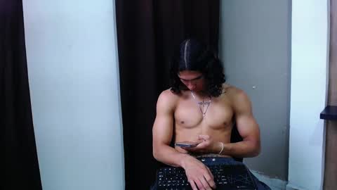 Snapshot of nazper_ chatting on September 30, 2025, 5:07 pm Nazper online show from September 30, 2025, 5:07 pm