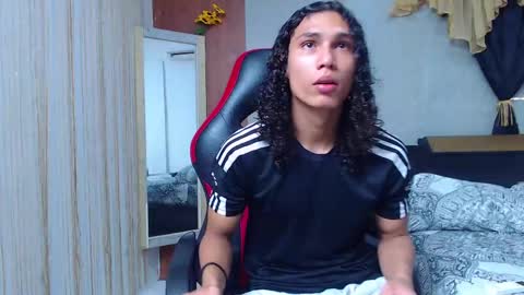 Snapshot of nazper_ chatting on April 30, 2026, 3:29 pm Nazper online show from April 30, 2026, 3:29 pm