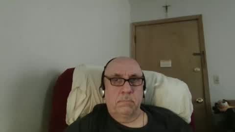 Tom online show from June 6, 2026, 8:57 pm